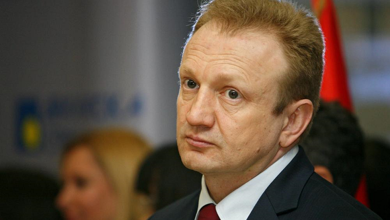 Ne postoji mera ludila da se sruši postojeća autobuska stanica a naprave dve privremene, od kojih je jedna odmah pored srušene