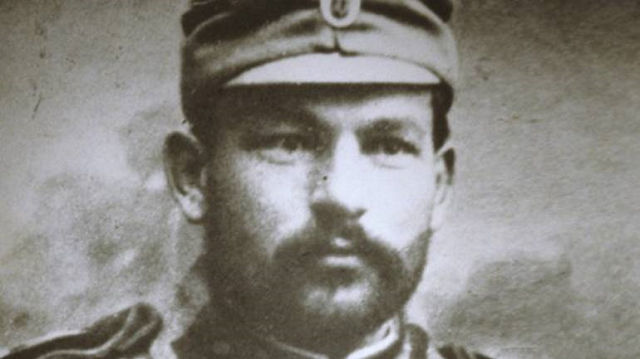 Kad bi Dimitrije Tucović ustao iz groba trebalo bi pola sata da shvati gde se našao, pa bi mogao mirno da nastavi tamo gde je stao