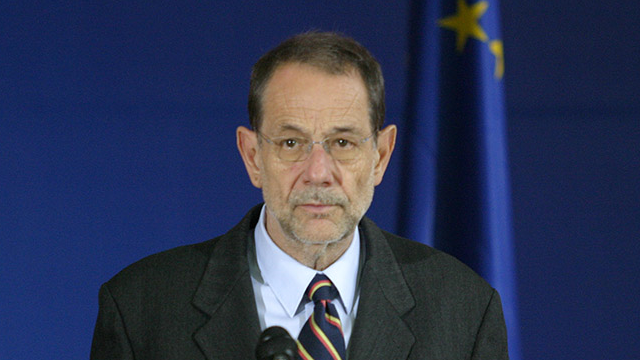 Saveti Havijera Solane: Dogovor Ciprasa i Zaeva primer za Vučića i Tačija