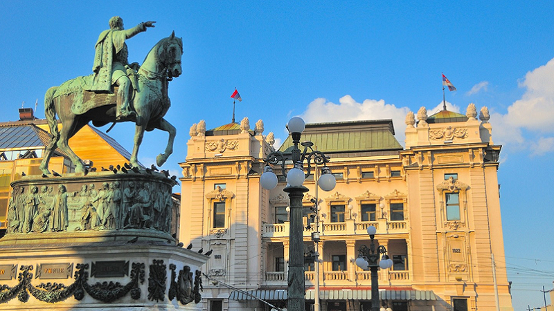 Umetnici traže smenu upravnika Narodnog pozorišta Dejana Savića