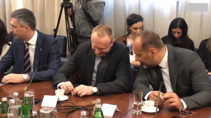 Opozicija o izborima, LDP došao nepozvan, Janković tražio stolicu