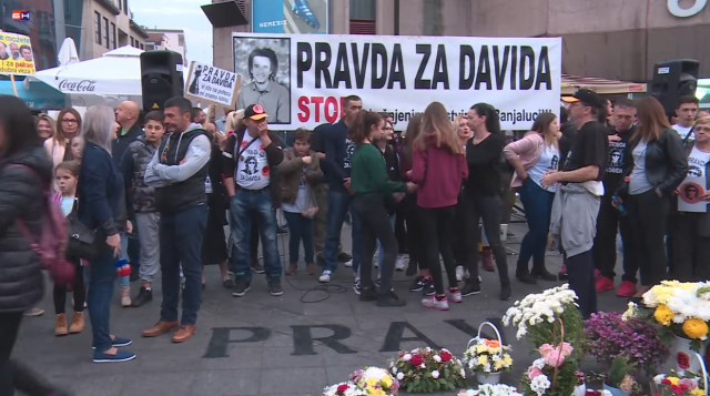 Na Trgu Krajine i danas se tražila pravda za Davida (VIDEO)
