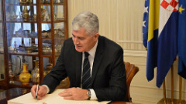 Čović: U formiranju vlasti BiH neka nam dragi Bog pomogne