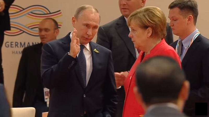 Putin: Merkel da utiče na Ukrajinu kako bi je odvratila od "daljih nepromišljenih koraka"