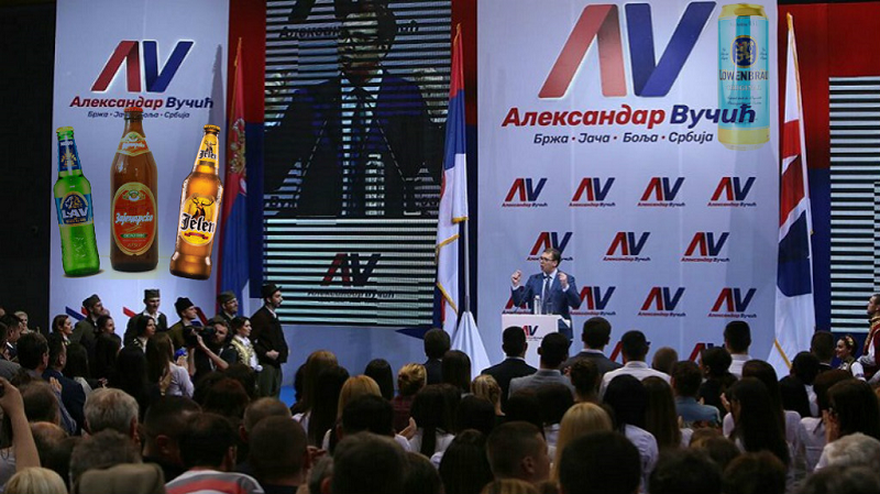 Problemi SNS-a zbog bežanja pristalica sa skupova ako je u blizini kafana