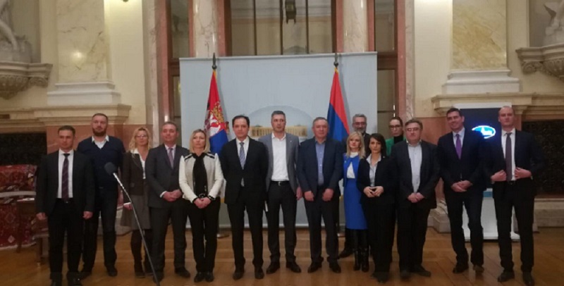 Opozicija ostaje u Skupštini tokom noći: Nećemo dozvoliti da SNS otme Skupštinu građanima. 