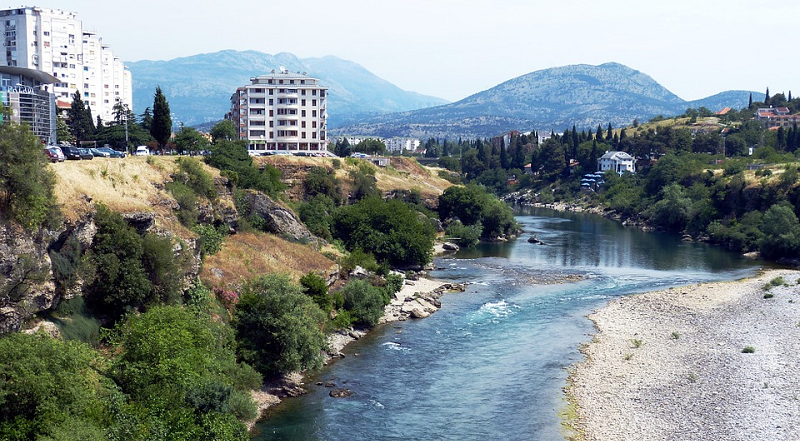 Ambasada SAD upozorava: Mogući teroristički napadi u Crnoj Gori za vreme praznika