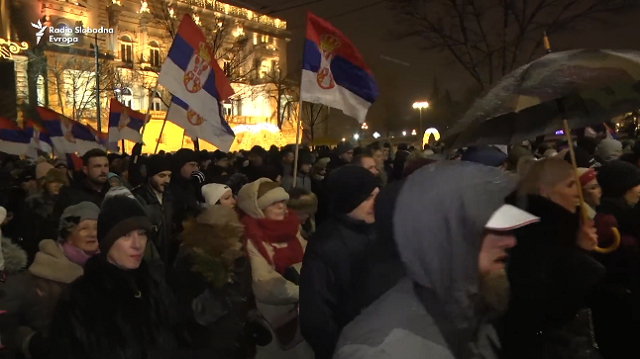 U Beogradu sutra novi protest Jedan od pet miliona, govore Čupić i Ivošević Šesti protest "Jedan od pet miliona": Nama je snežna bela subota. Njima ide crni petak! (VIDEO)