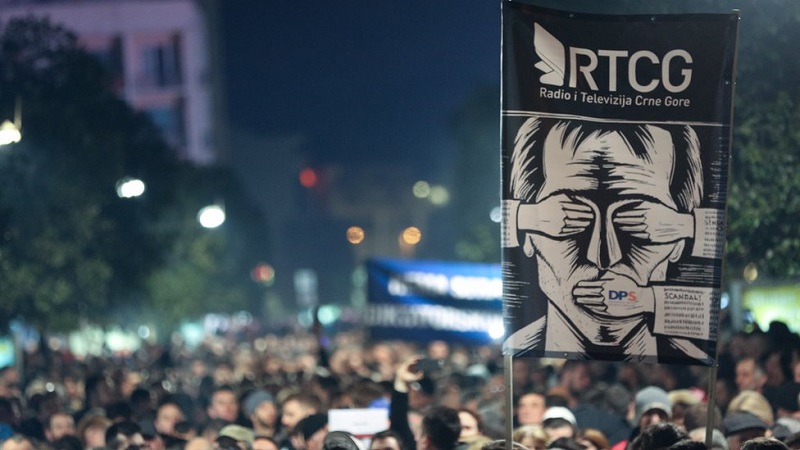 Počinje li Balkansko proleće? Protesti u Srbiji, Tirani, Podgorici, Banjaluci Počinje li Balkansko proleće? Protesti u Srbiji, Tirani, Podgorici, Banjaluci