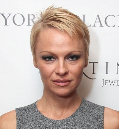 Pamela Anderson u pohodu da zabrani rijalitije širom sveta Pamela Anderson u pohodu da zabrani rijalitije širom sveta