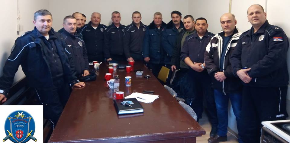 Zoran Pađen: Ovo su hteli - ovo su i dobili! Policijski sindikat Srbije je uz narod na ulici, zarad boljeg života i bez političkih protuva i profitera Zoran Pađen: Ovo su hteli - ovo su i dobili! Policijski sindikat Srbije je uz narod na ulici, zarad boljeg života i bez političkih protuva i profitera