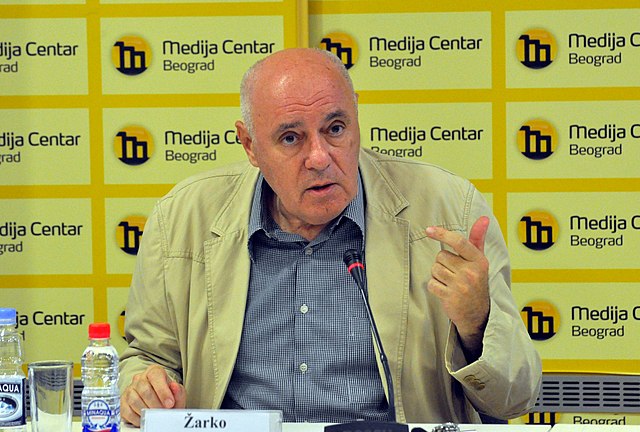 Koga su protesti više uzdrmali, Vučića ili Đukanovića? Koga su protesti više uzdrmali, Vučića ili Đukanovića?