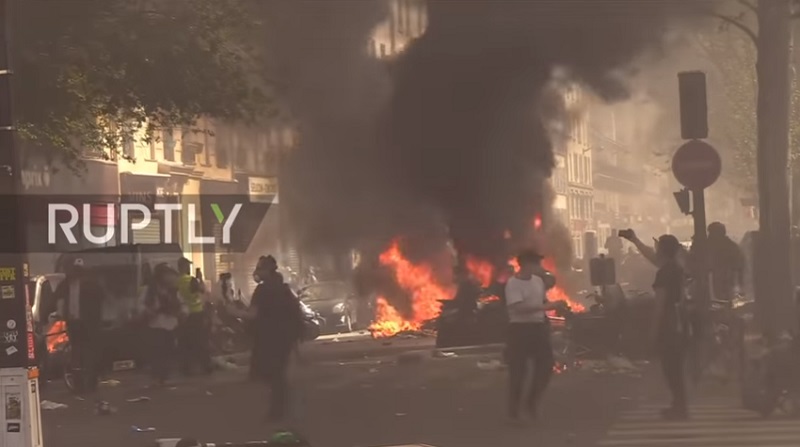 Žuti prsluci ogorčeni zbog ogromnih donacija za Notr Dam. Uhapšeno 126 protestanata (VIDEO)
